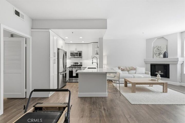 Property Photo:  7120 La Tijera Boulevard D101  CA 90045 