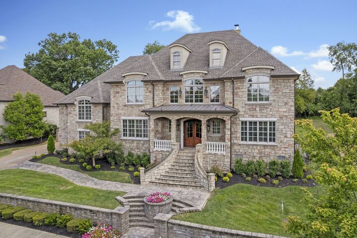 Property Photo: 201 Higginson Pl S TN 37066