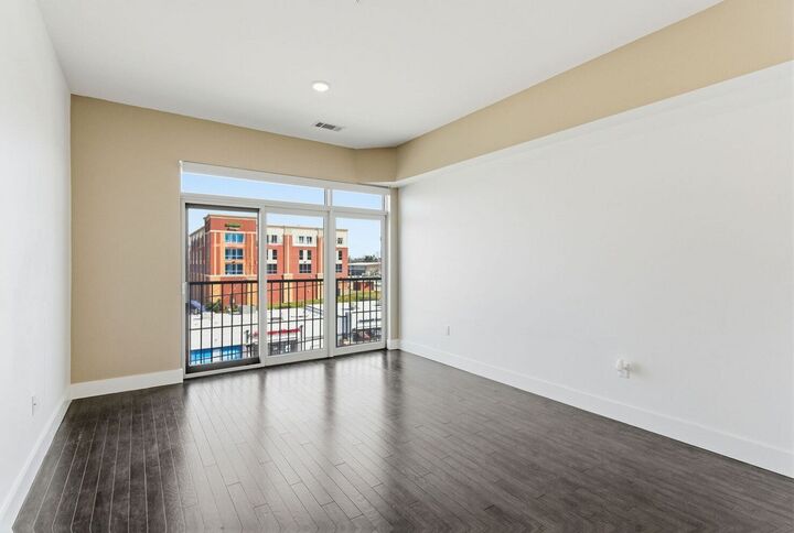 Property Photo:  2407 8th Ave S 409  TN 37204 