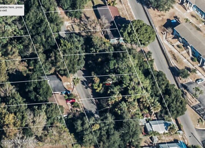 Property Photo:  213 S Woodlawn Street  FL 32084 