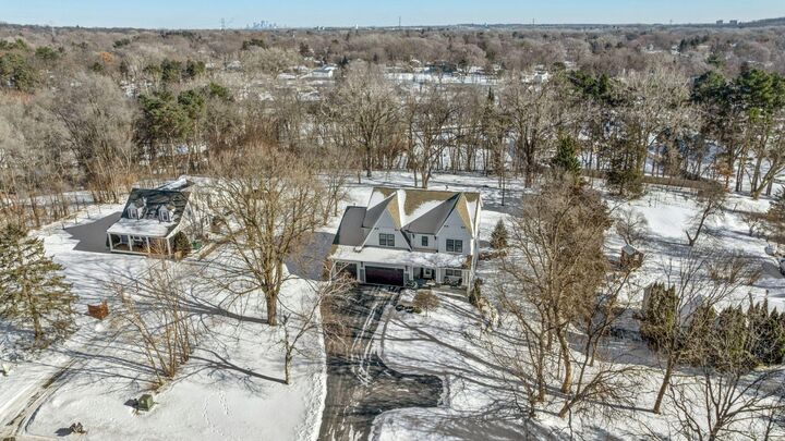 Property Photo: 5213 Woodhill Road MN 55345