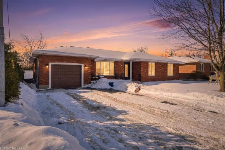 Property Photo: 256 Howard Street ON N0E 1Y0