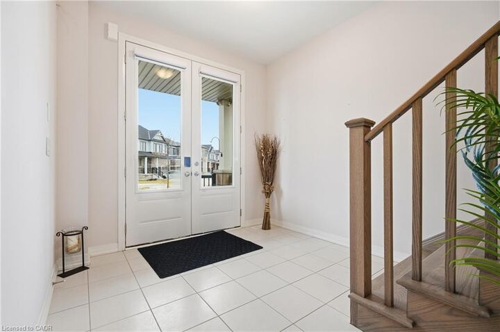 Property Photo:  43 Blackburn Street  ON N1S 0E1 