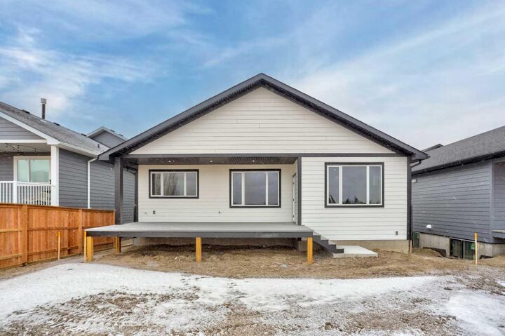 Property Photo: 4517 40 Avenue S AB T1K 8G2