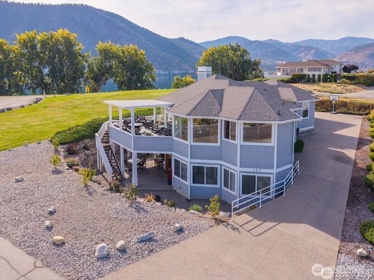 Property Photo: 129 Chelan View Drive WA 98831