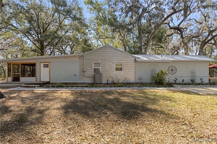 Property Photo: 9193 S Great Oaks Drive FL 34436