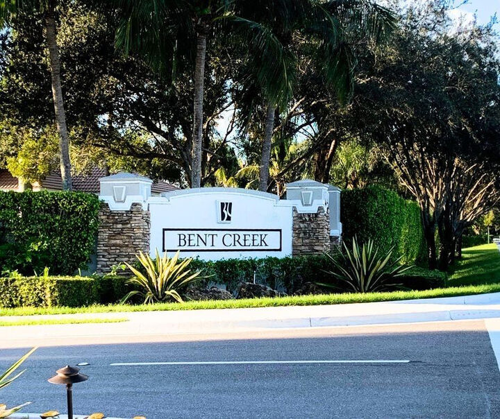 Property Photo:  9139 Citrus Isle Lane  FL 33467 