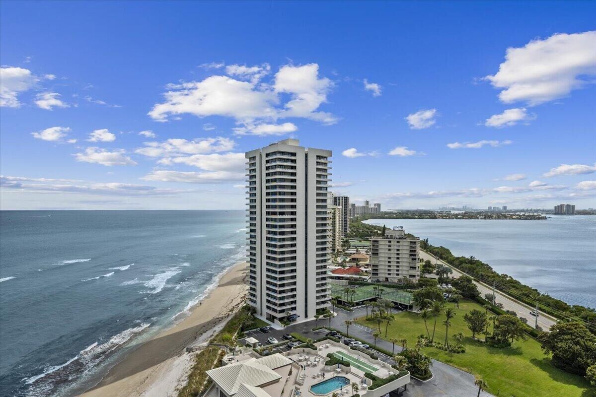 Property Photo:  5540 N Ocean Drive 18B  FL 33404 