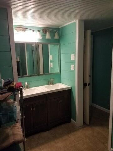 Property Photo: 109 N Ogden St. MO 65284