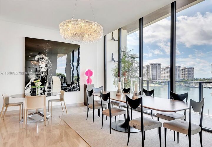 Property Photo:  3581 E Glencoe St 605  FL 33133 