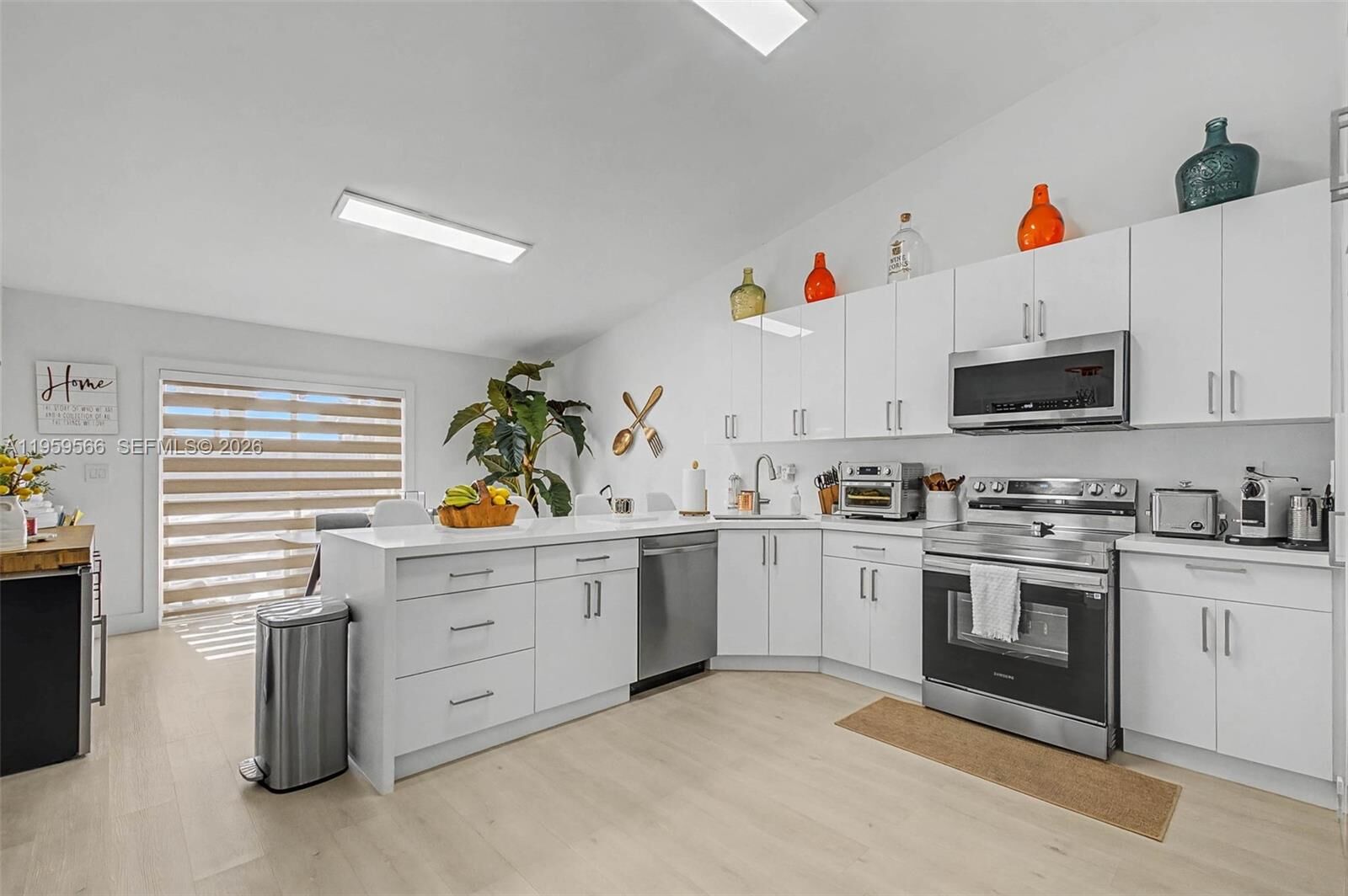 Property Photo:  14667 SW 126th Pl  FL 33186 