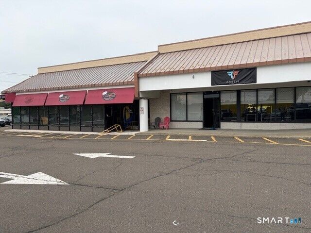 Property Photo: 200 Boston Post Road 3 CT 06477