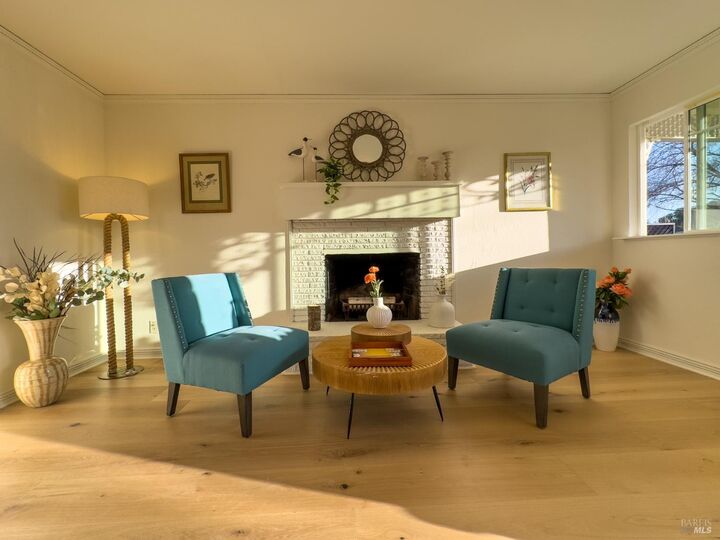 Property Photo:  1880 Clayton Way  CA 94519 