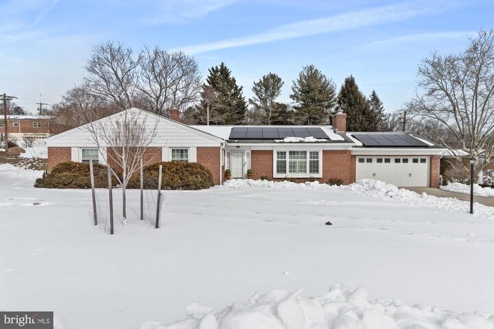 Property Photo:  1002 Dunblane Road  MD 21286 