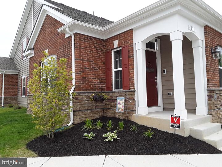 Property Photo:  77 Harpers Mill Way  VA 20180 