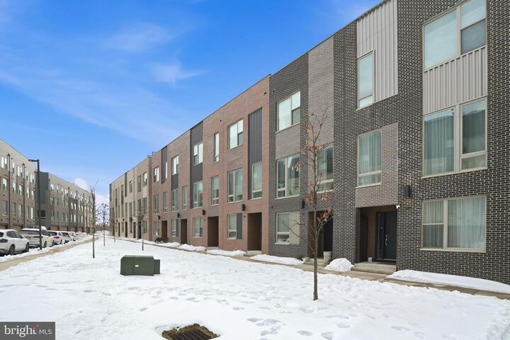 Property Photo:  3112 Pierview Lane  PA 19125 