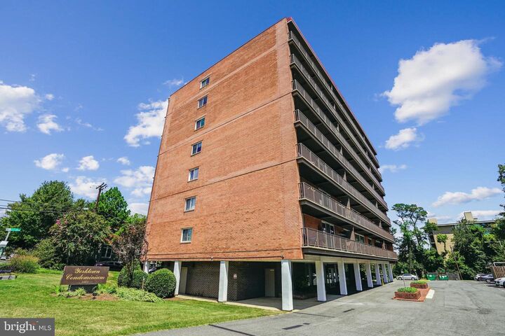 Property Photo:  4343 Cherry Hill Road #705  VA 22207 