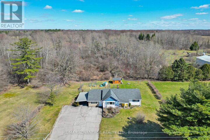 Property Photo:  2678 Dorchester Road  ON N0L 1G5 