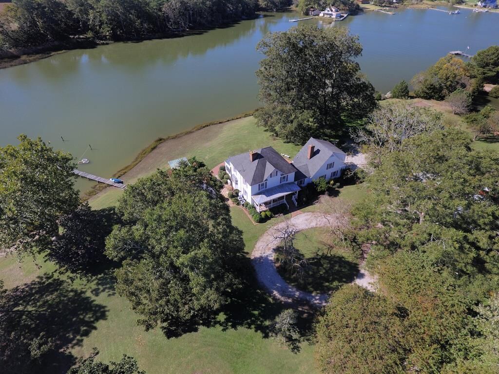 Property Photo: 16229 Finney Creek Ln VA 23417