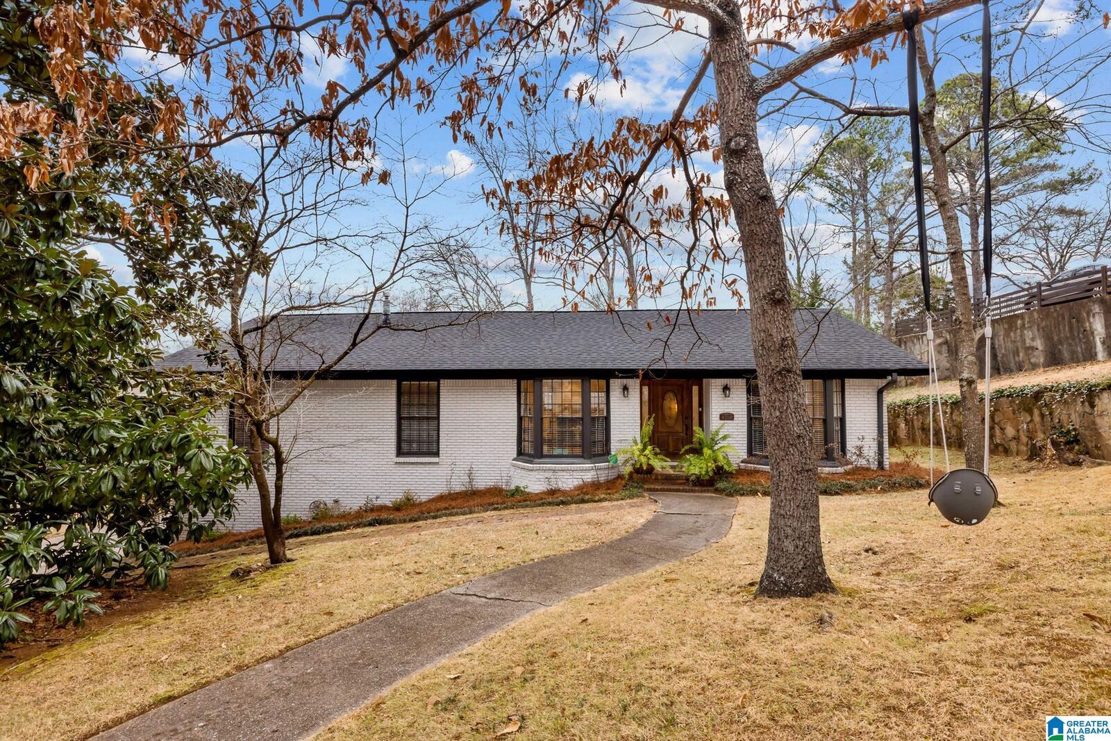 Property Photo: 4708 Overwood Circle AL 35222