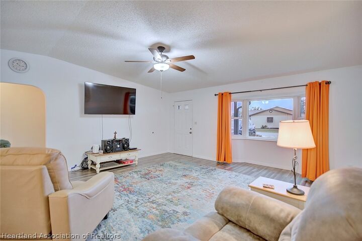 Property Photo:  3810 Thunderbird Hill Circle  FL 33872 