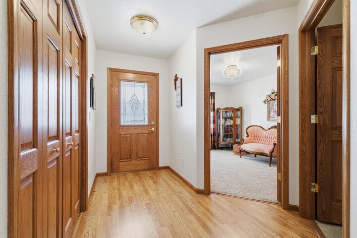 Property Photo:  1508 1st. St. SE 2  IA 50677 