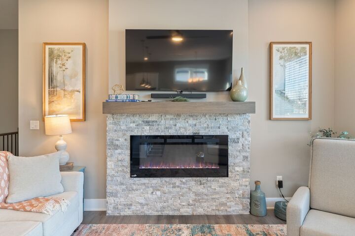 Property Photo:  8881 Scarlet Drive  IA 50266 