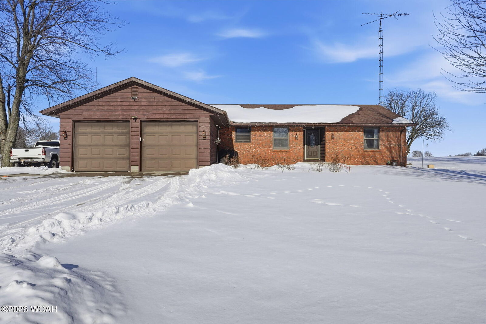 Property Photo:  16439 County Road 144  OH 43326 