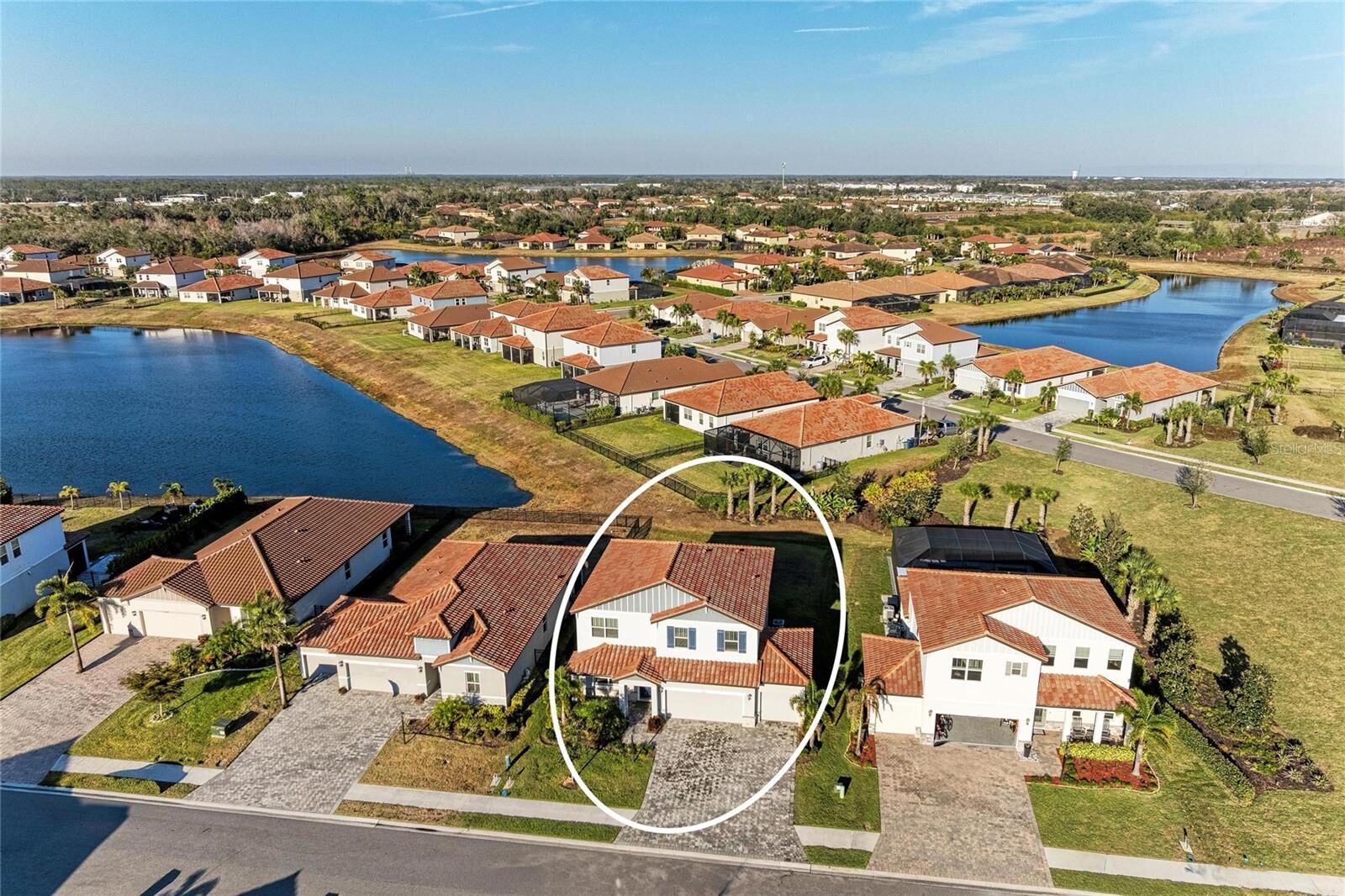 Property Photo: 13827 Green Hammock Place FL 34211