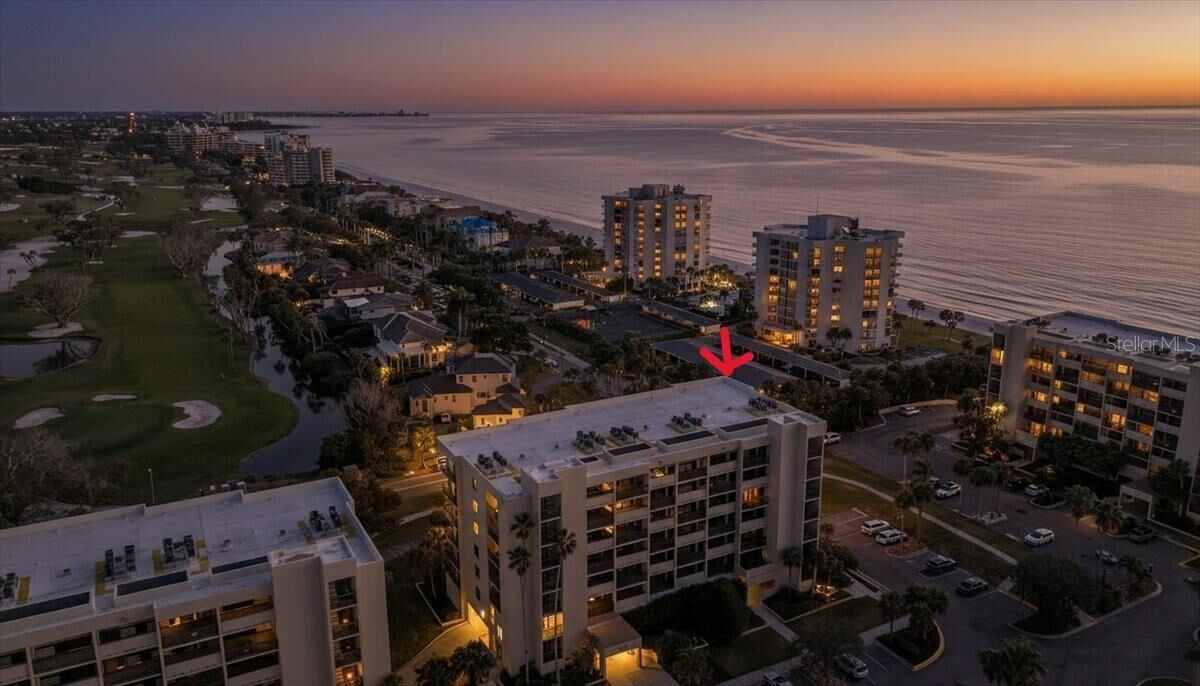 Property Photo: 1065 Gulf Of Mexico Drive 305 FL 34228