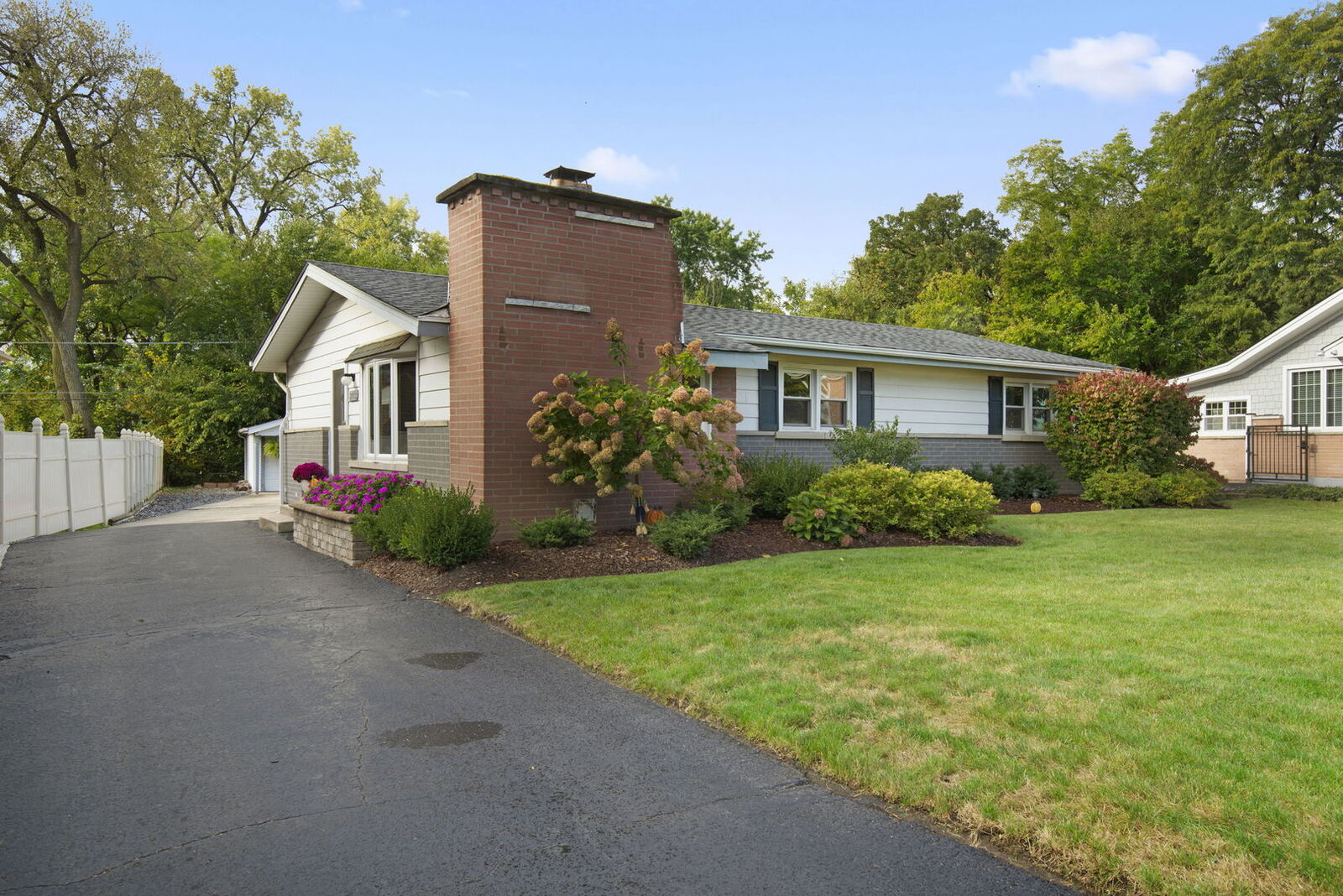 Property Photo:  8103 W 98th Street  IL 60465 