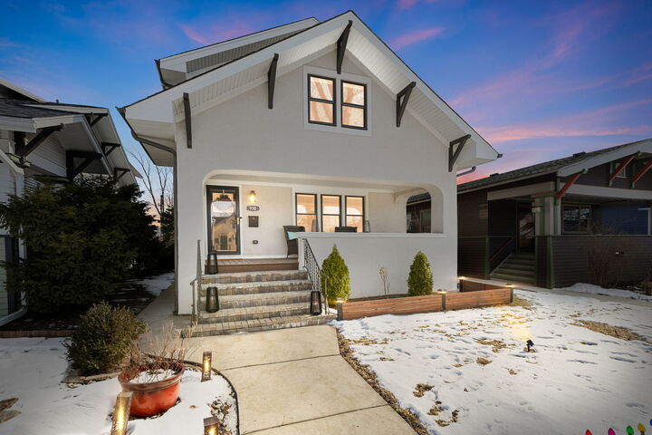 Property Photo:  930 N Taylor Avenue  IL 60302 