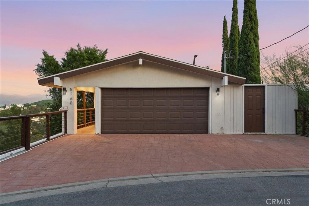 Property Photo:  5160 Medina Road  CA 91364 