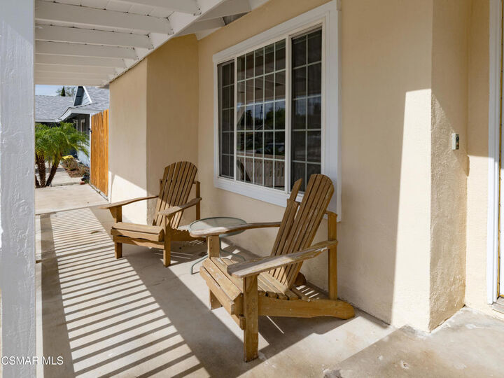 Property Photo: 195 Tennyson Street CA 91360