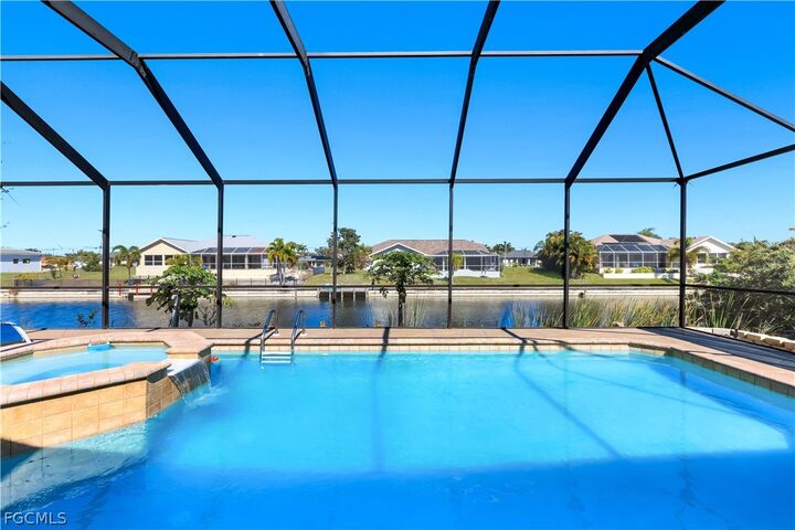 Property Photo:  1417 SW 28th Terrace  FL 33914 