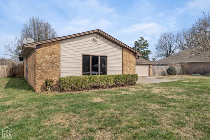 Property Photo:  208 Ada  AR 72472 