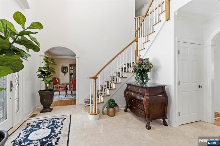 Property Photo:  4 Deer Trail  NJ 07405 