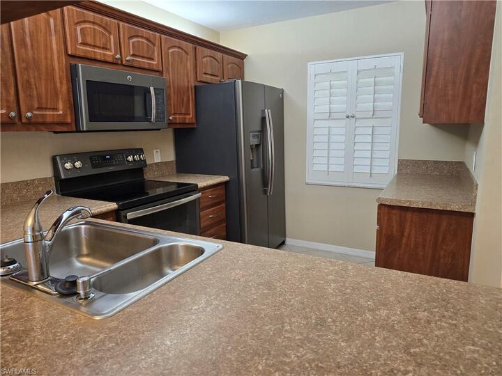 Property Photo:  2656 Kings Lake Blvd 7-101  FL 34112 