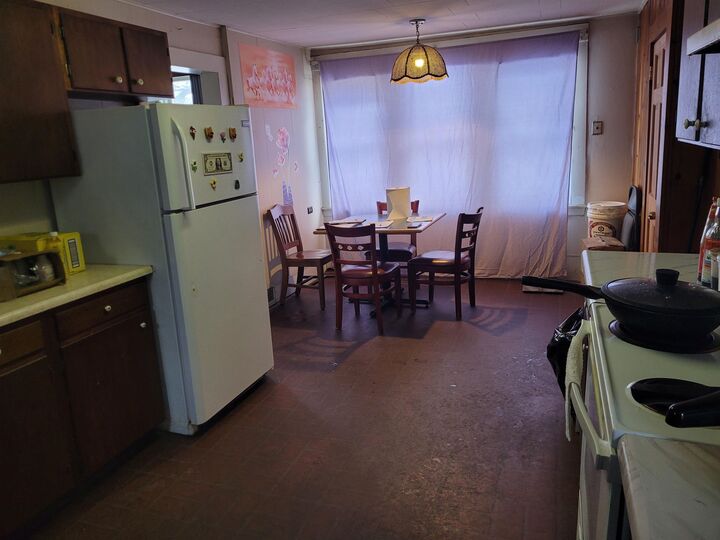 Property Photo:  4 Tulip Street  VT 05851 