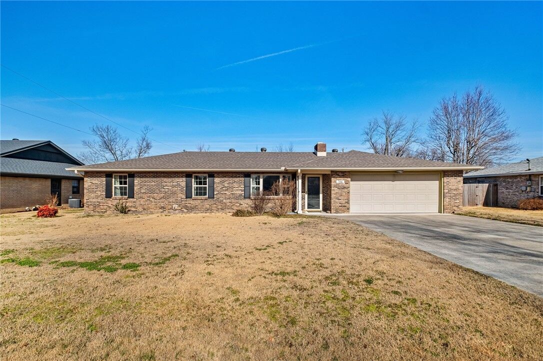 Property Photo:  706 NW 14th Street  AR 72712 