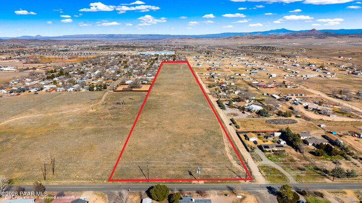 Property Photo:  1470 E Road 2 North  AZ 86323 