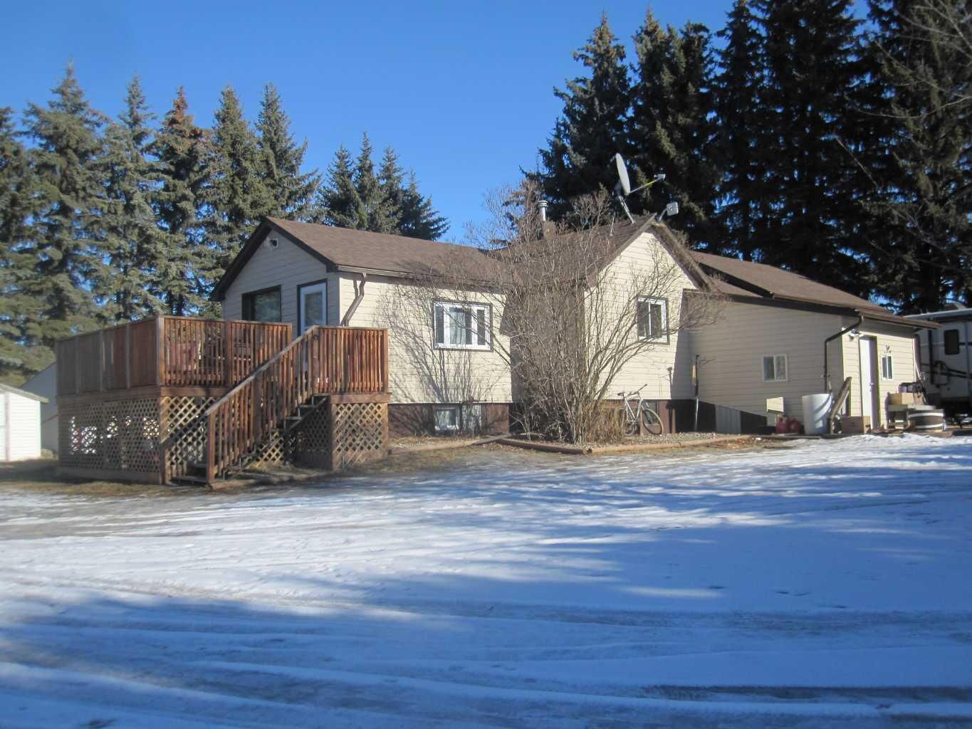 Property Photo: 3432 Township Rd 360 AB T4G 0N2