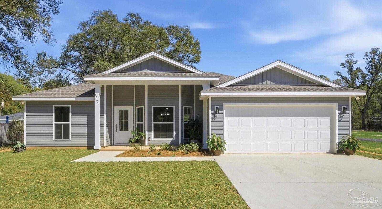 Property Photo: 4564 Galt City Rd FL 32583