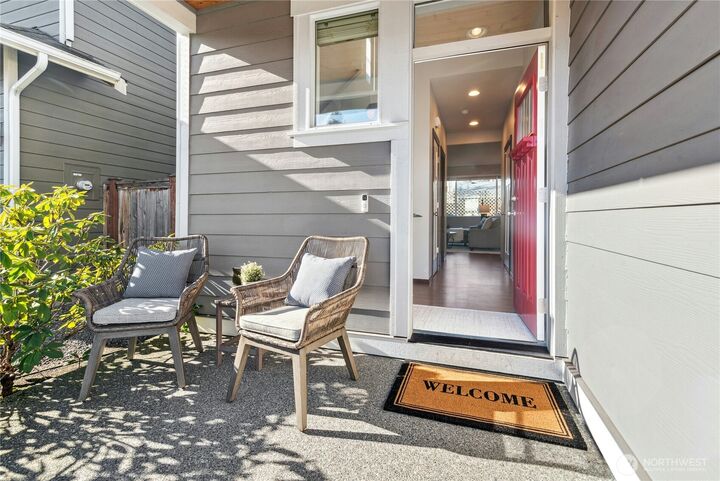 Property Photo:  20902  2nd Avenue W  WA 98036 