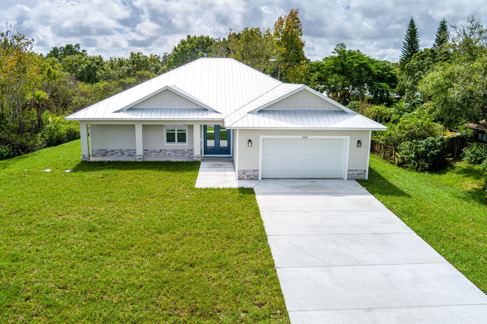 Property Photo:  2401 River Branch Drive  FL 34981 