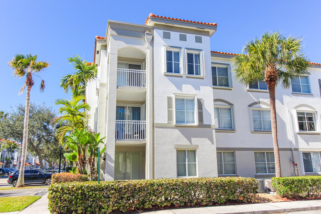 Property Photo:  11025 Legacy Boulevard 302  FL 33410 