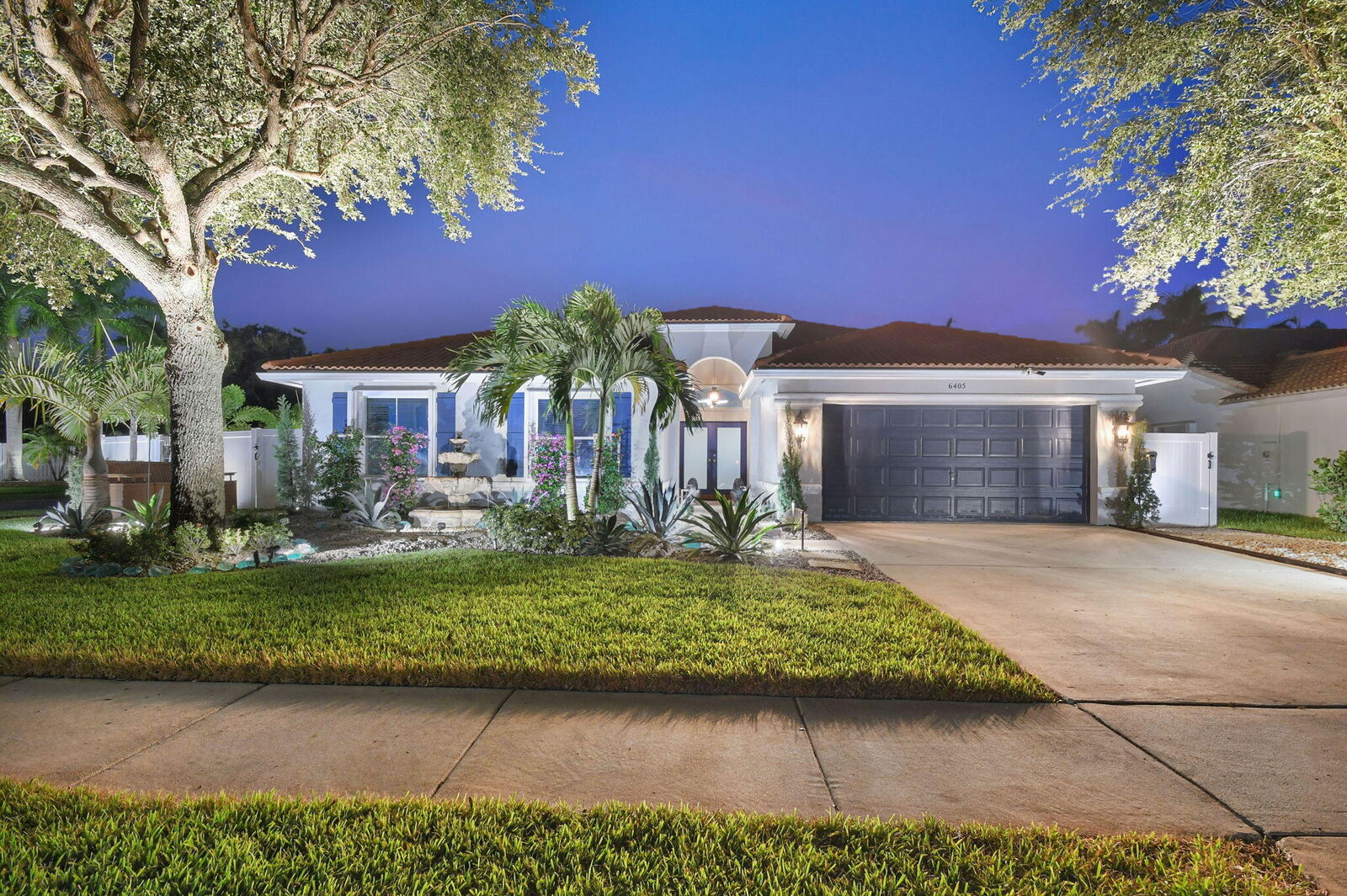 Property Photo:  6405 Shadow Creek Village Circle E  FL 33463 
