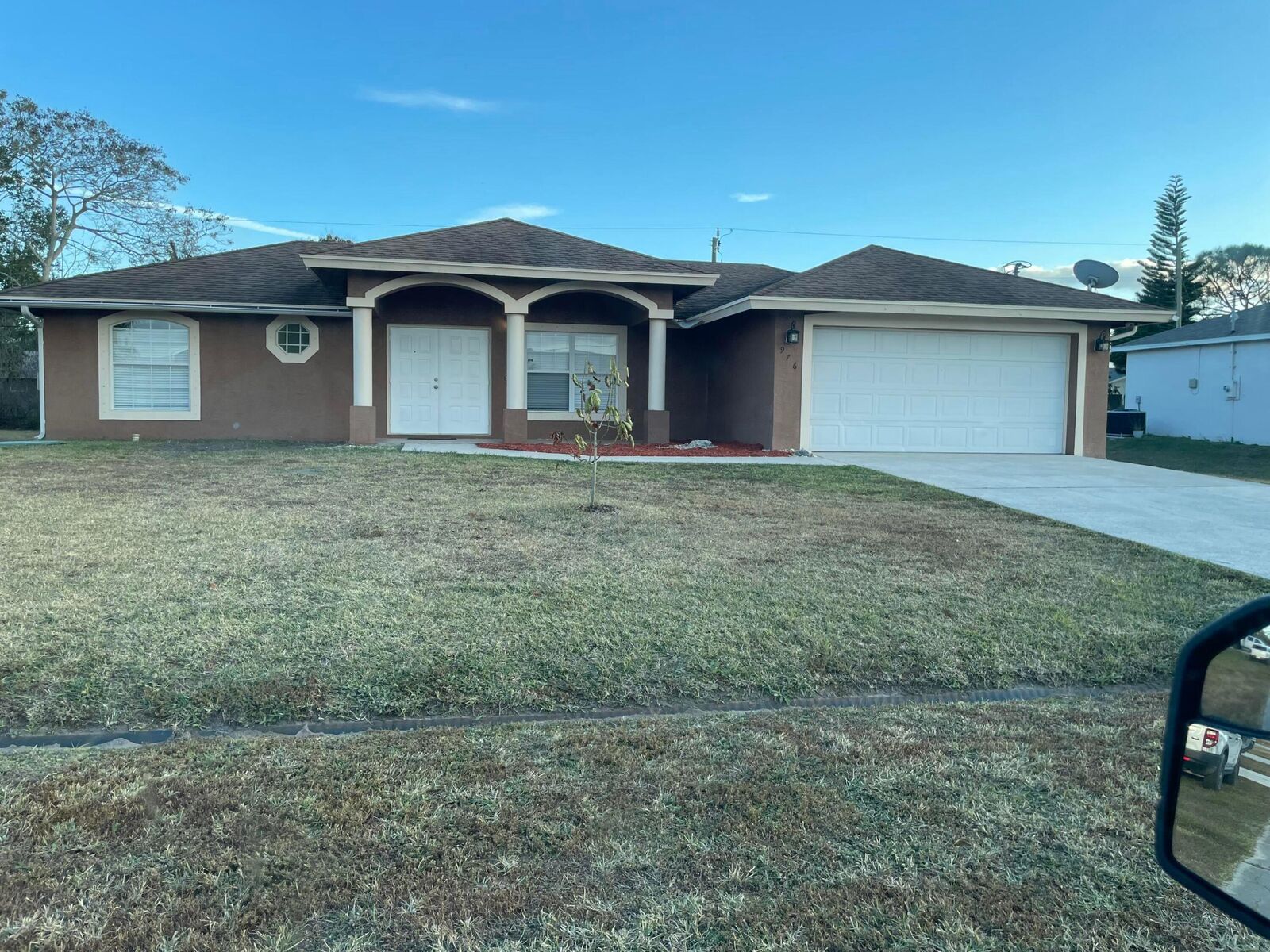 Property Photo:  976 SW Whittier Terrace  FL 34953 