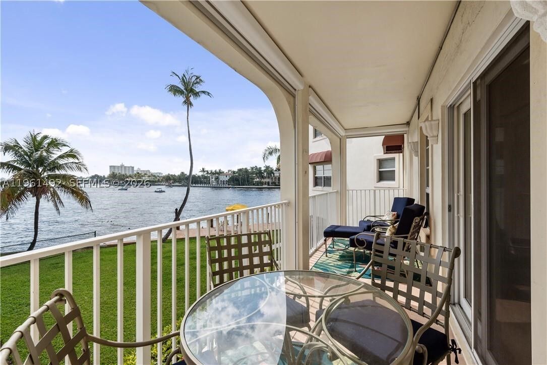 Property Photo: 341 N Birch Rd 209 FL 33304