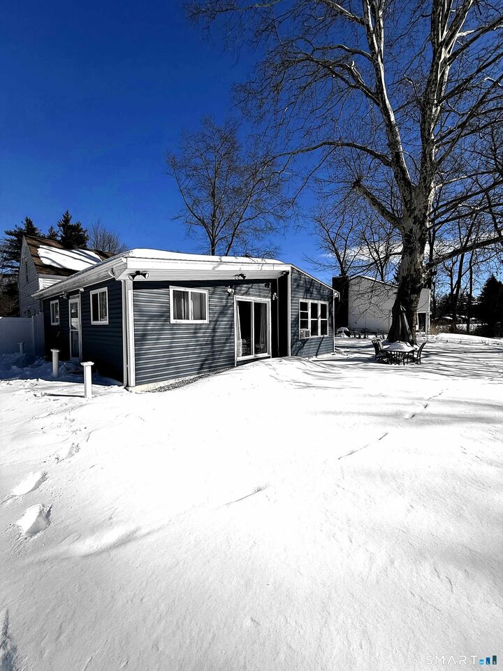 Property Photo:  541 Park Avenue  CT 06002 